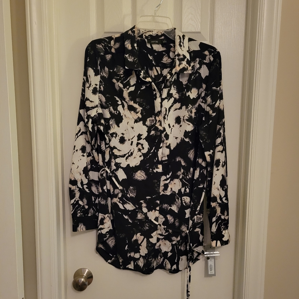 Apt.9 Tunic
